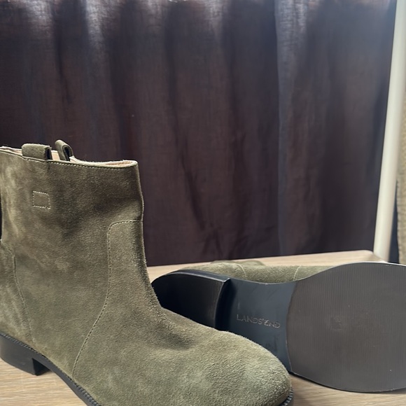 Booties - Picture 3 of 4